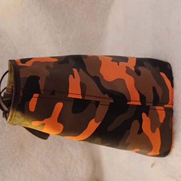 MICHAEL KORS | ORANGE CAMO | HANDBAG | HB160 - Picture 4 of 7
